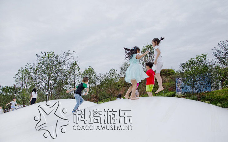 一二三，往这看：您认识网红蹦蹦云吗？